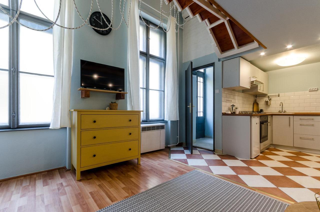 Paulay'S Studio Apartment In The City Center. Boedapest Buitenkant foto