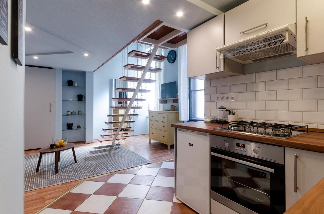Paulay'S Studio Apartment In The City Center. Boedapest Buitenkant foto